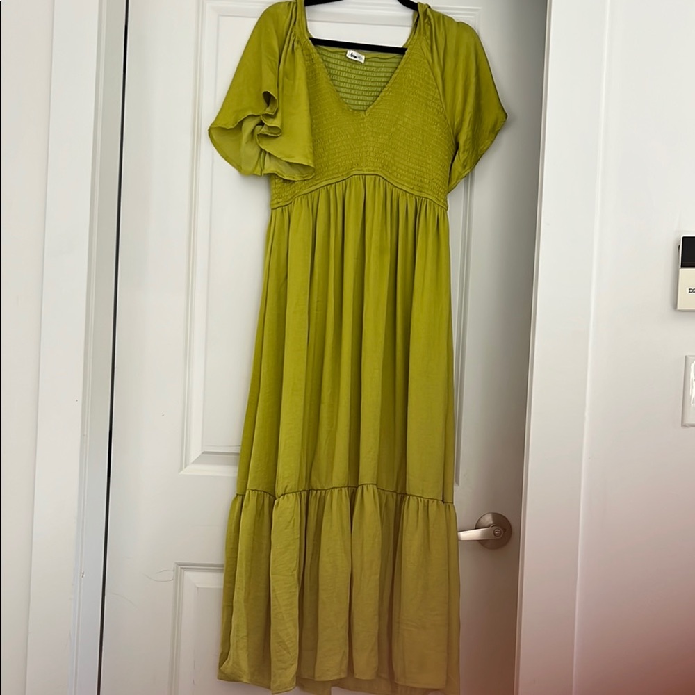 Green Tiered Maxi Sundress with Flutter Sleeves